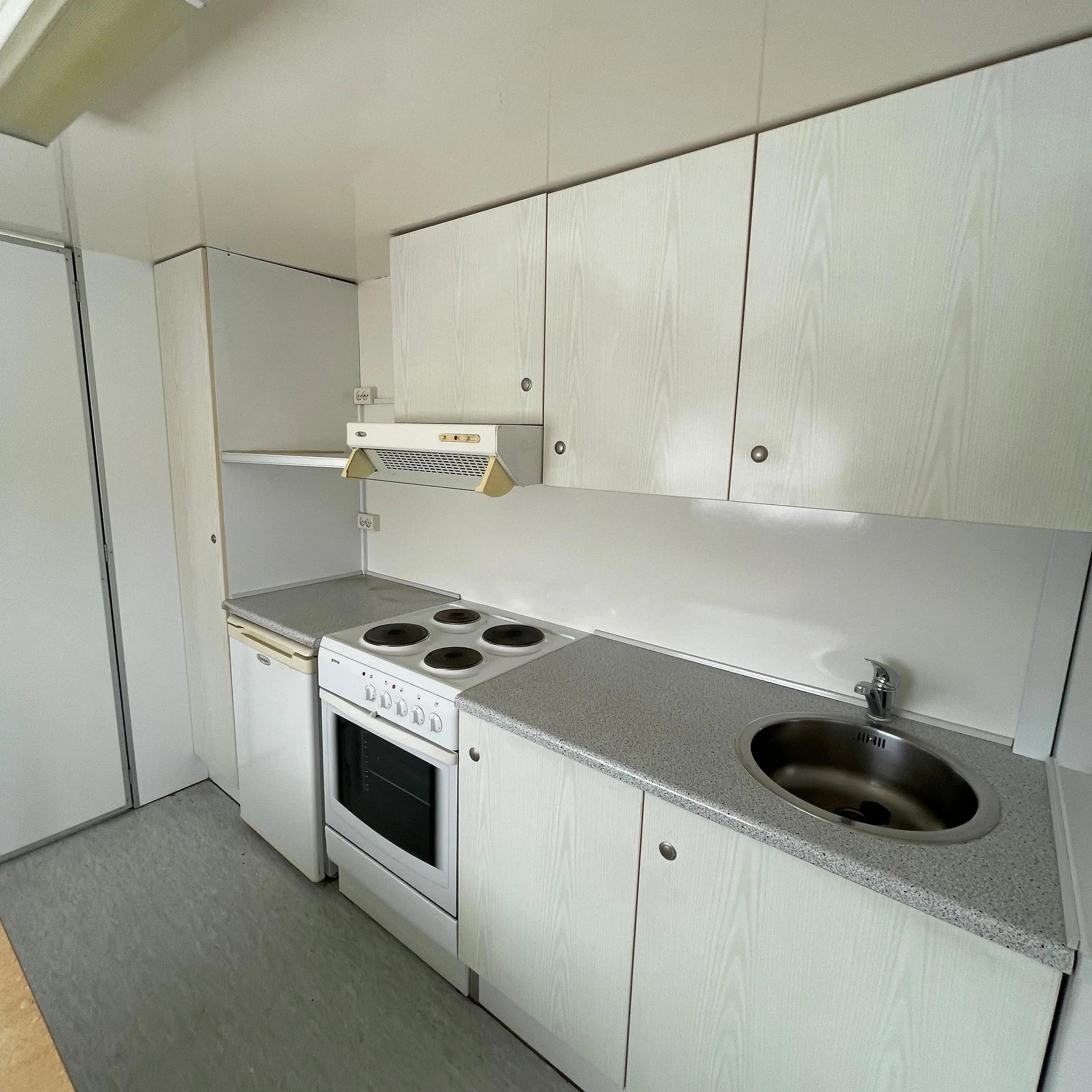 Beboelsesvogn 2-4 personers - Scanvogn Type 730-Køb brugte letvogne og skurvogne hos Letvogne.dk – Stort udvalg og hurtig levering