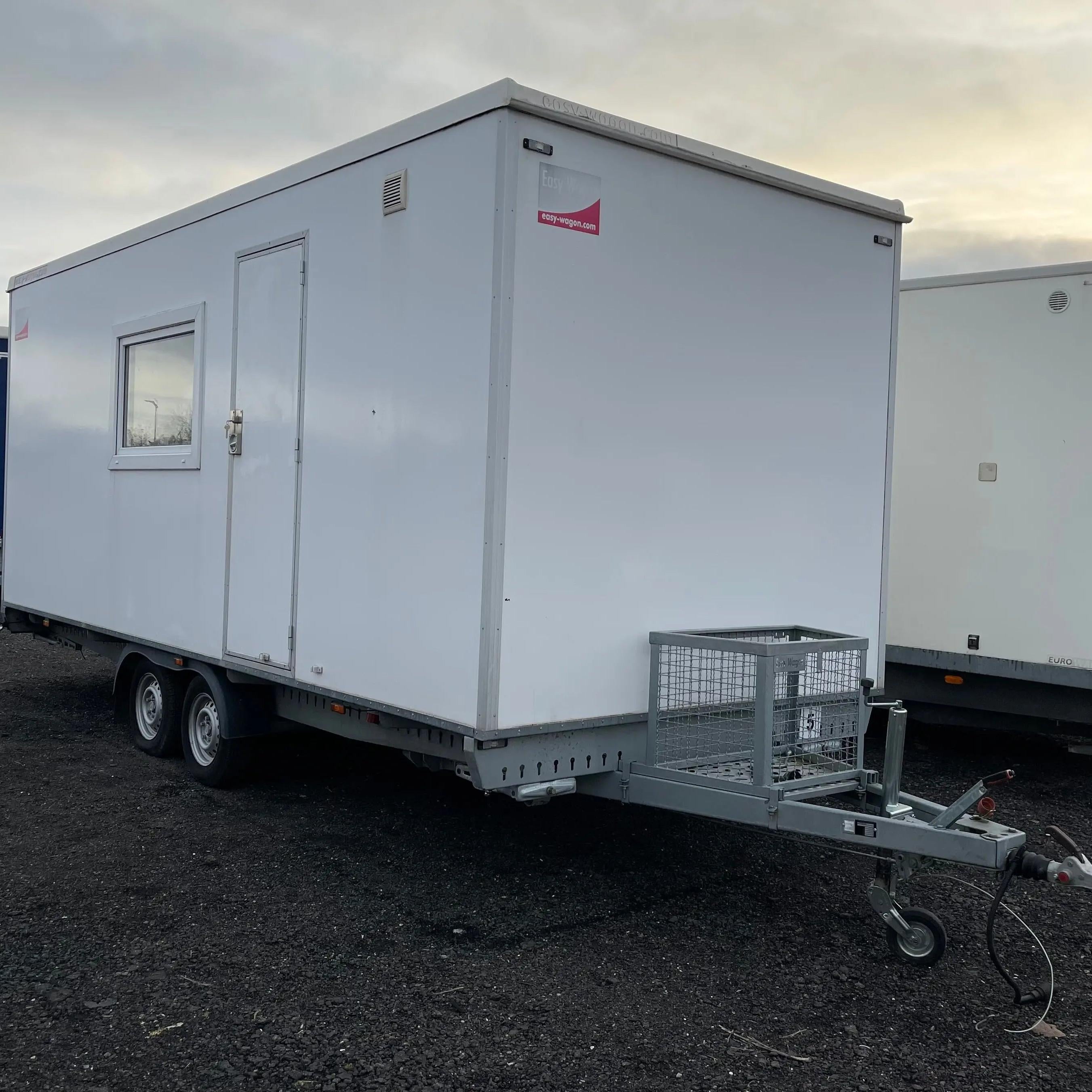 Beboelsesvogn 2 personers - Easywagon Type 570-Køb brugte letvogne og skurvogne hos Letvogne.dk – Stort udvalg og hurtig levering