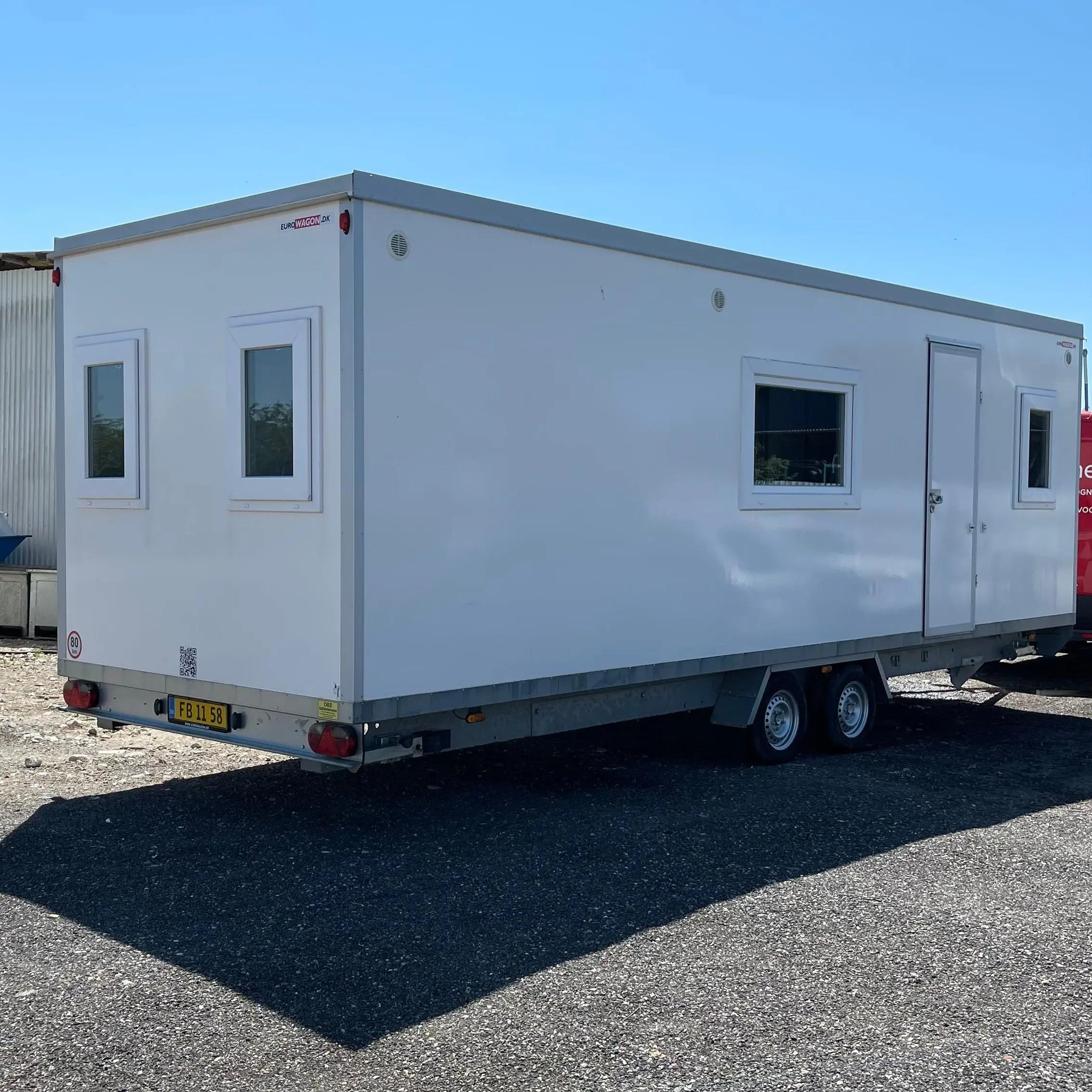 Beboelsesvogn 3 personers - Eurowagon Årgang 2022 Type 3 x 33 - 73-Køb brugte letvogne og skurvogne hos Letvogne.dk – Stort udvalg og hurtig levering
