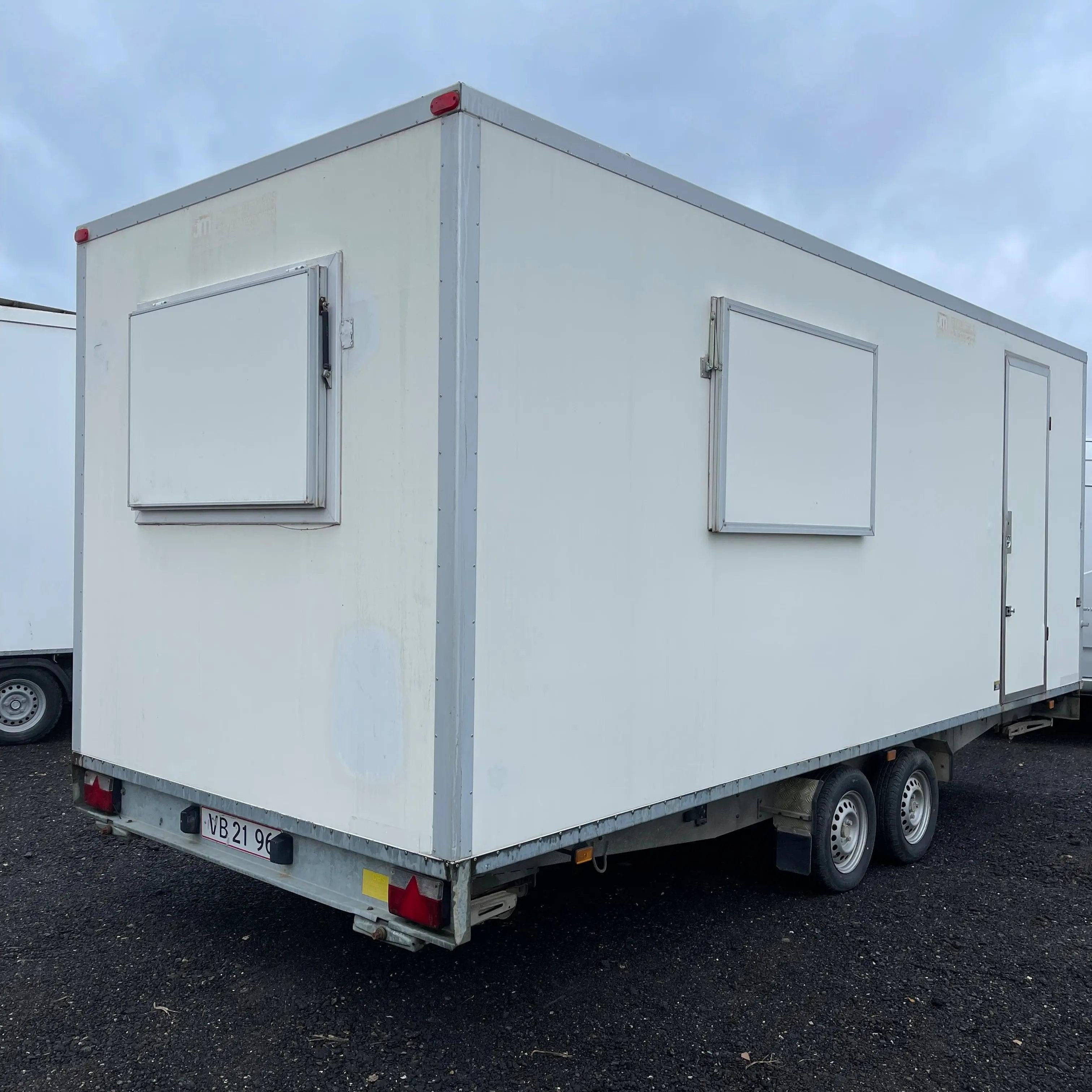 Kontorvogn 10 personers - Eurowagon-Køb brugte letvogne og skurvogne hos Letvogne.dk – Stort udvalg og hurtig levering