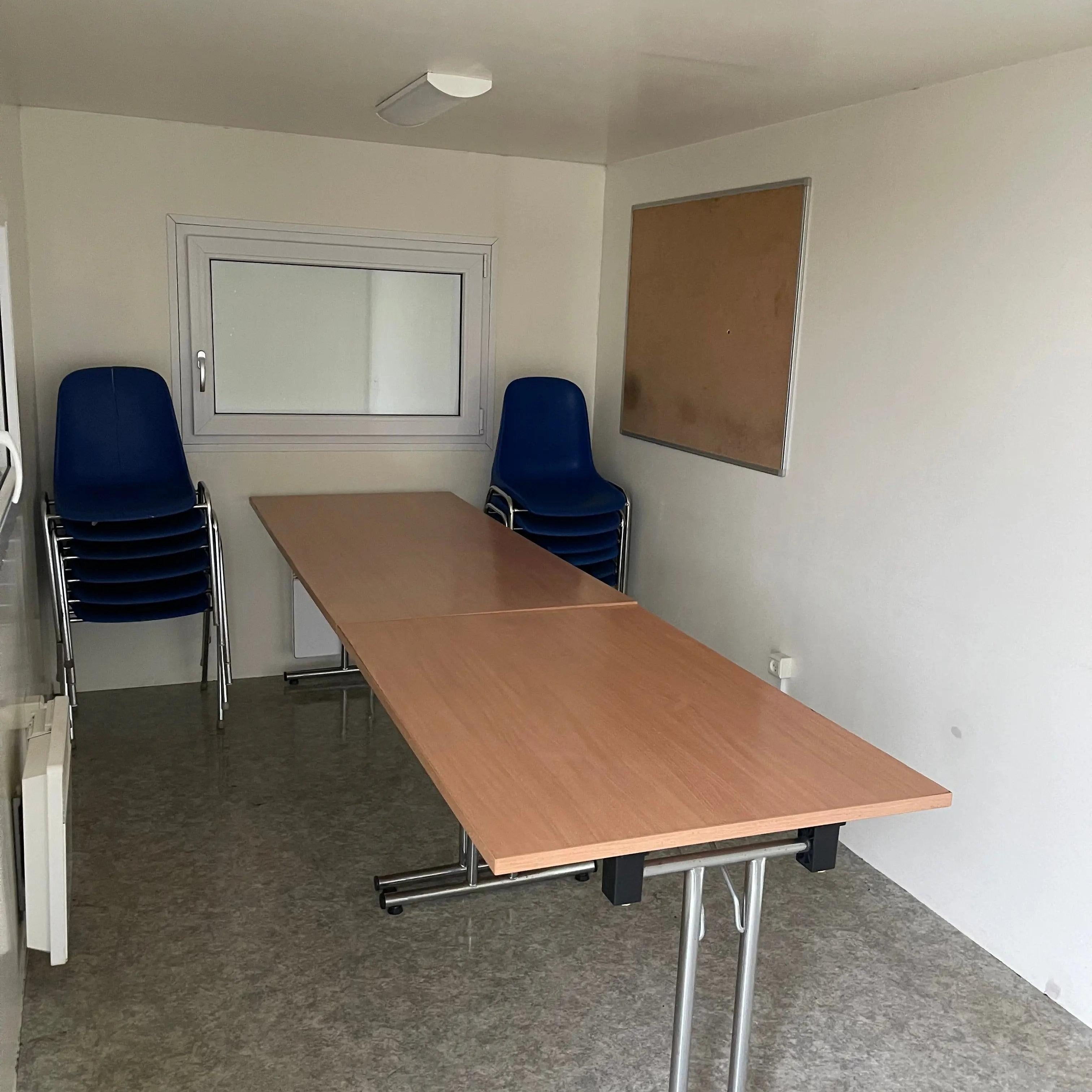 Kontorvogn 10 personers - Eurowagon-Køb brugte letvogne og skurvogne hos Letvogne.dk – Stort udvalg og hurtig levering