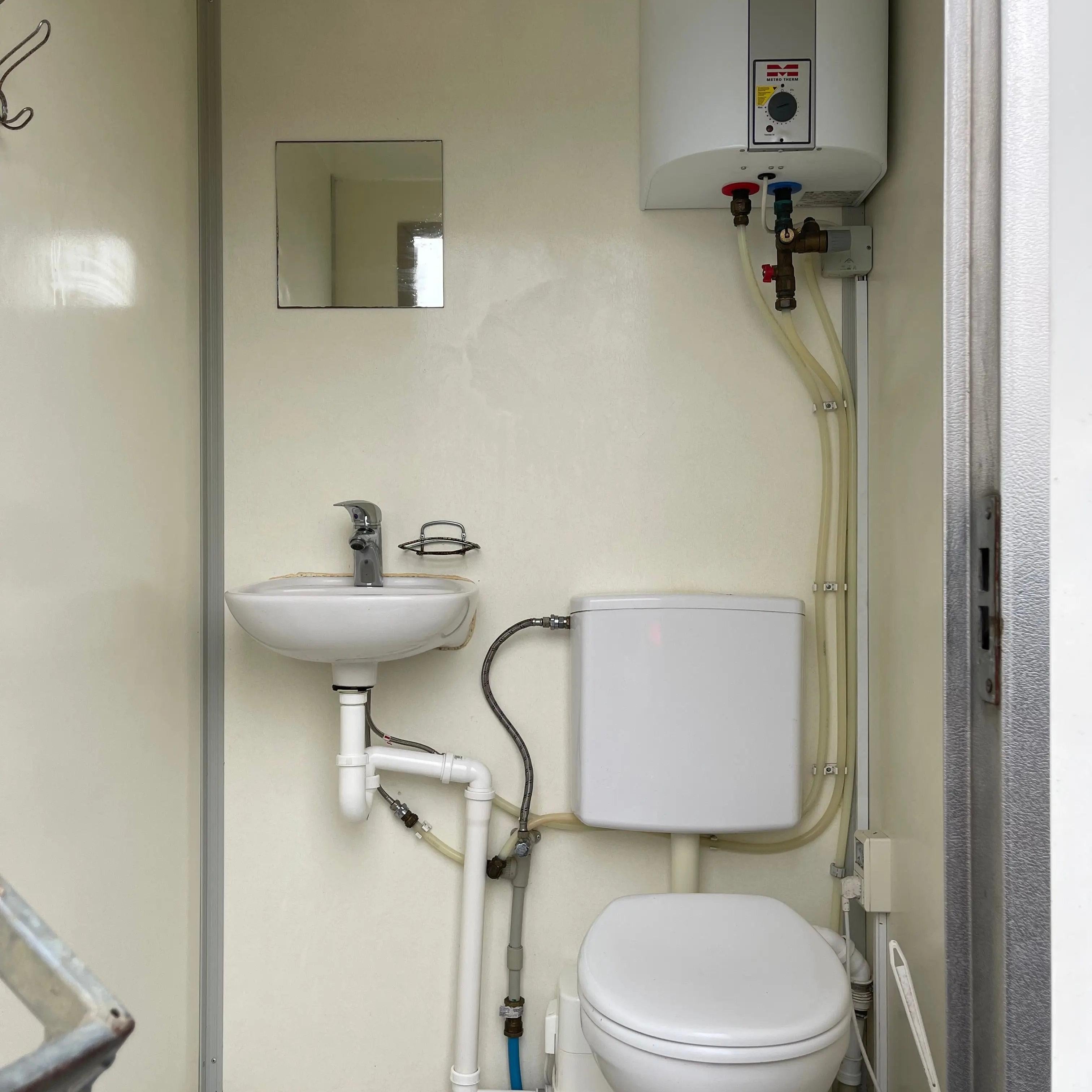 Kontorvogn 10 personers - Eurowagon-Køb brugte letvogne og skurvogne hos Letvogne.dk – Stort udvalg og hurtig levering