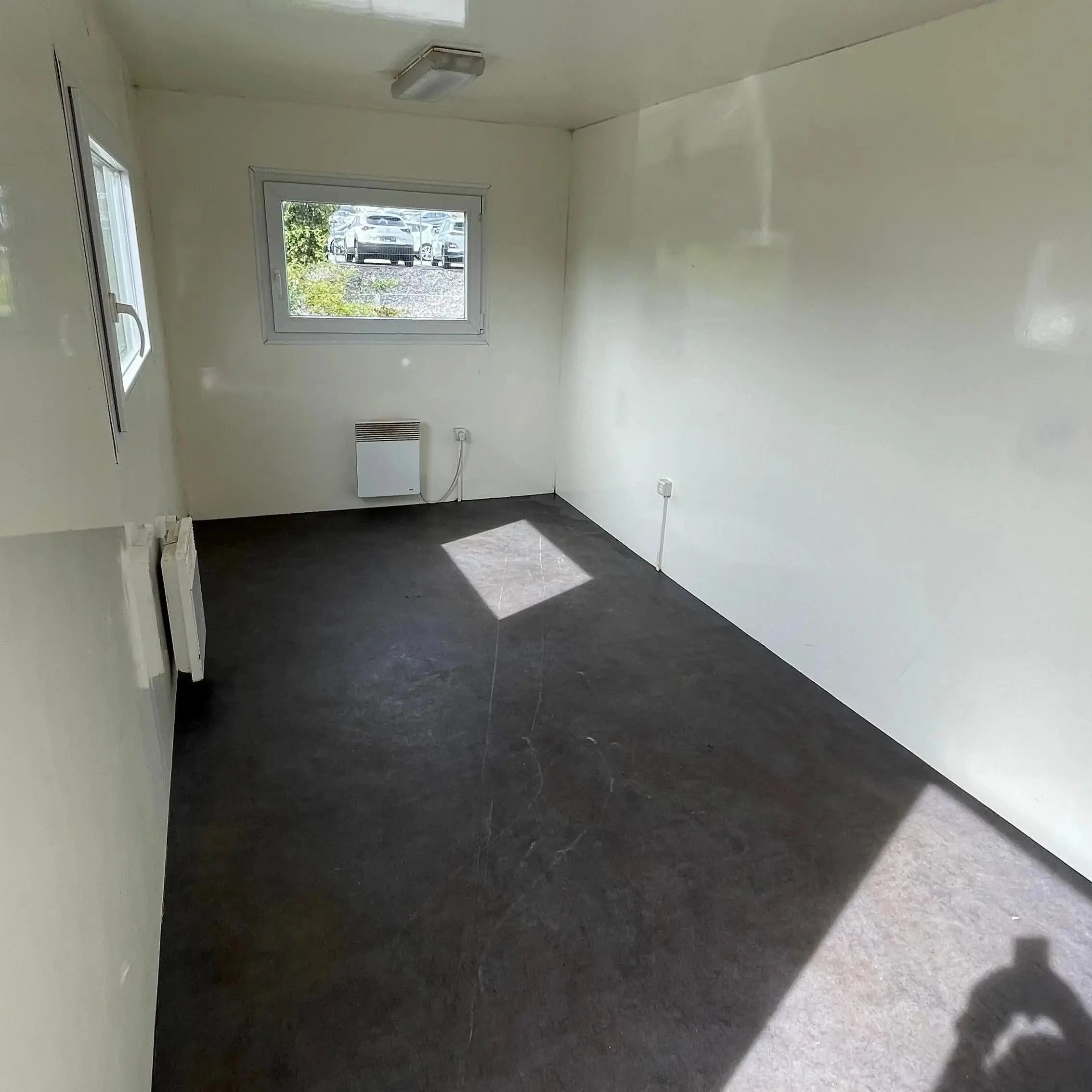 Kontorvogn 6 personers - Eurowagon-Køb brugte letvogne og skurvogne hos Letvogne.dk – Stort udvalg og hurtig levering