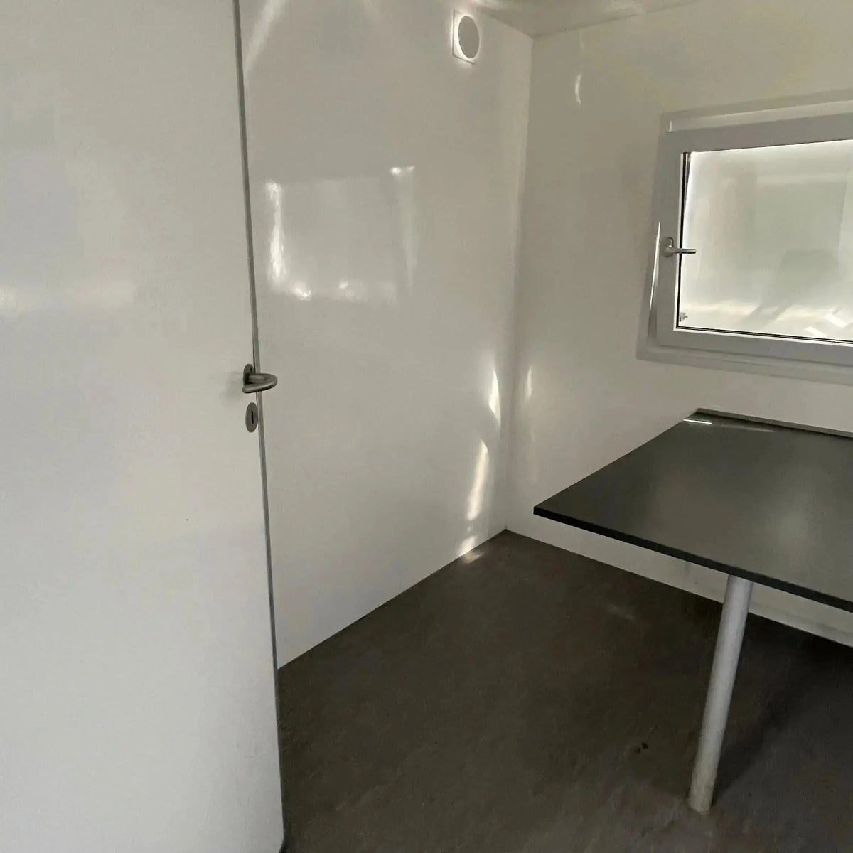 Miljøvogn 4 personers m. Kværn - Scanvogn-Køb brugte letvogne og skurvogne hos Letvogne.dk – Stort udvalg og hurtig levering