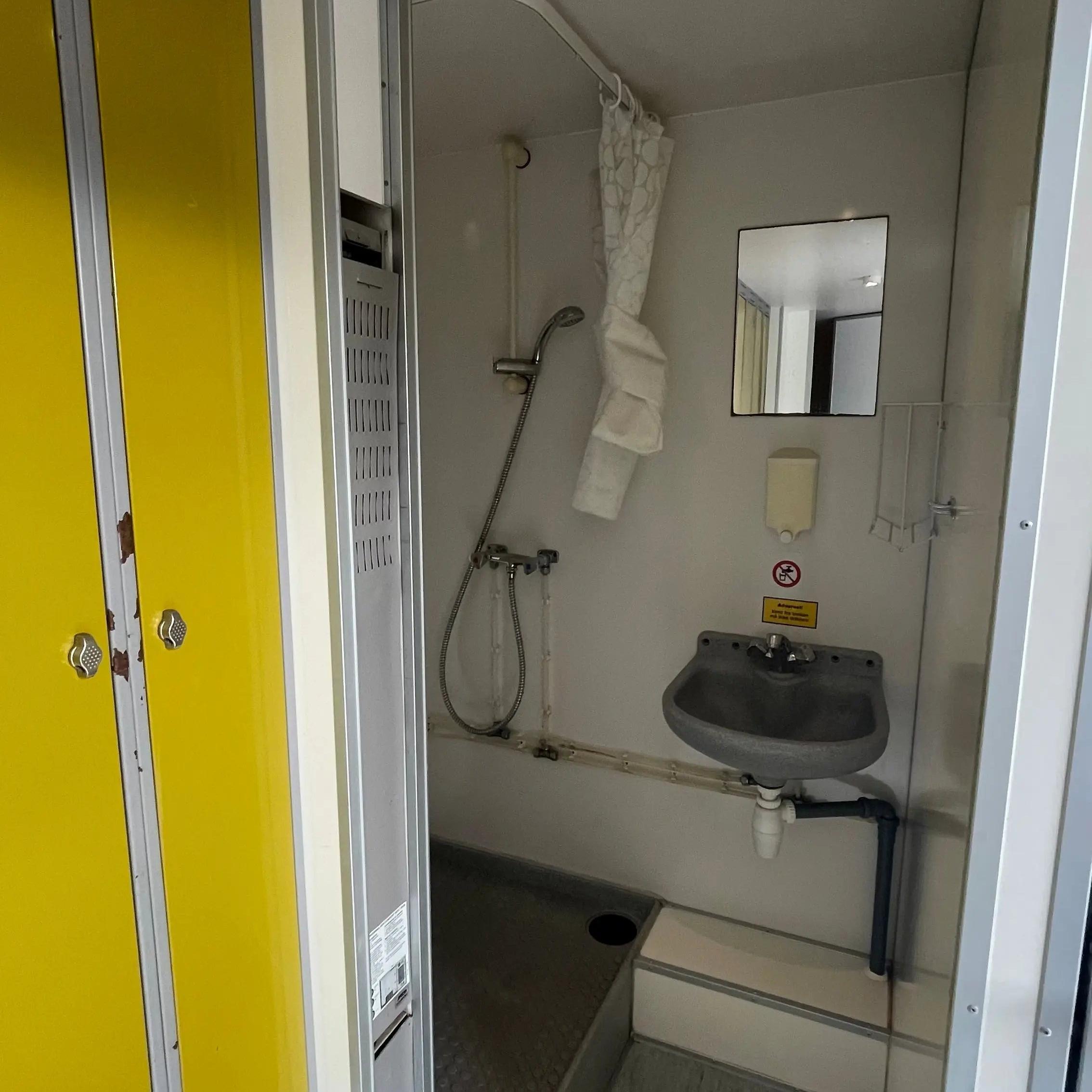 Pionervogn 4 - personers Scanvogn-Køb brugte letvogne og skurvogne hos Letvogne.dk – Stort udvalg og hurtig levering