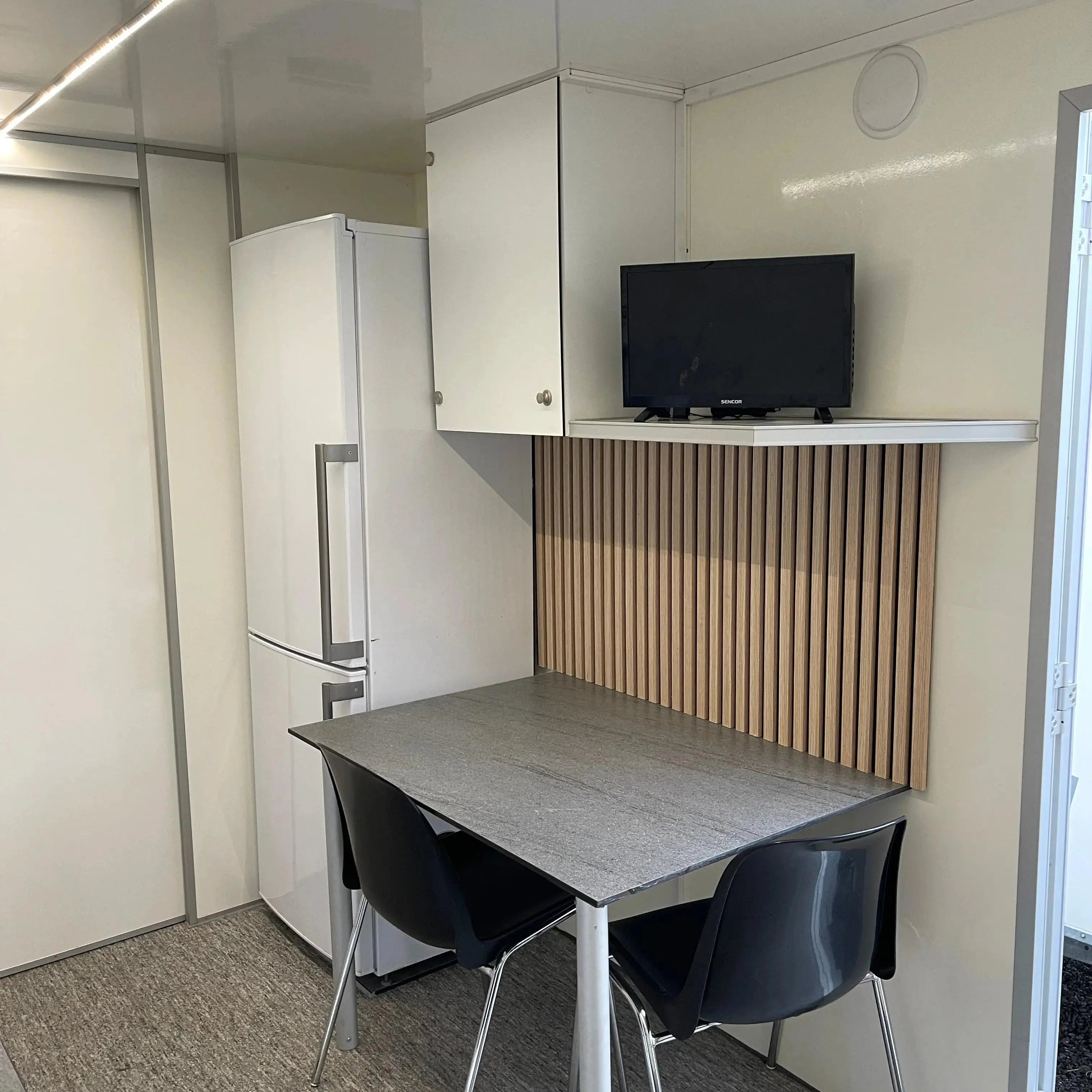 Beboelsesvogn 1-2 personers - Scanvogn Type 570-Køb brugte letvogne og skurvogne hos Letvogne.dk – Stort udvalg og hurtig levering