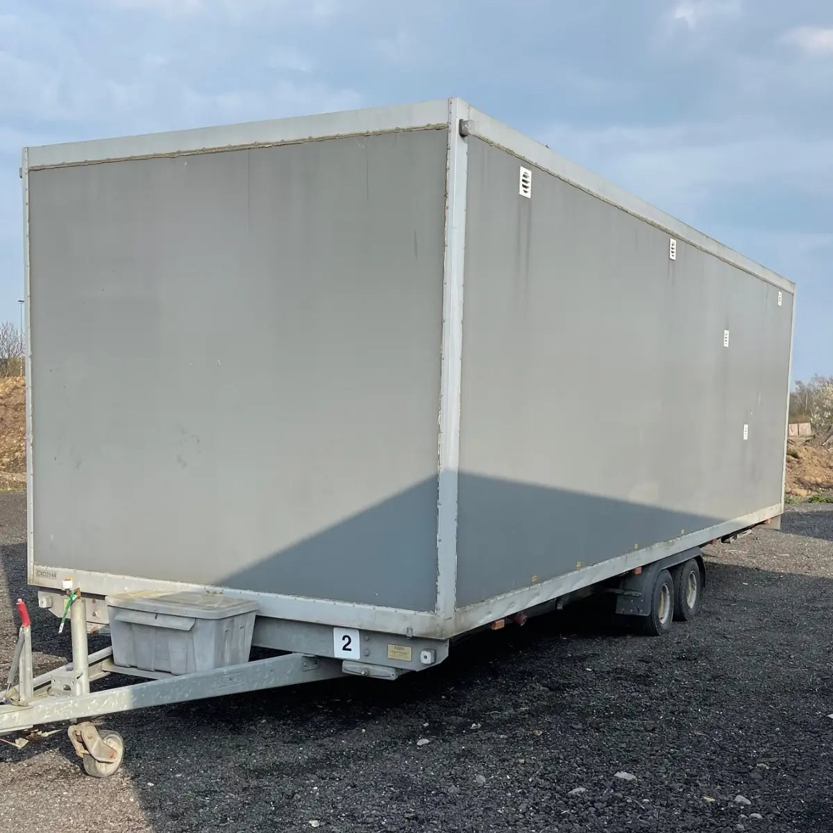 Beboelsesvogn 2-4 personers - VA Type 730-Køb brugte letvogne og skurvogne hos Letvogne.dk – Stort udvalg og hurtig levering