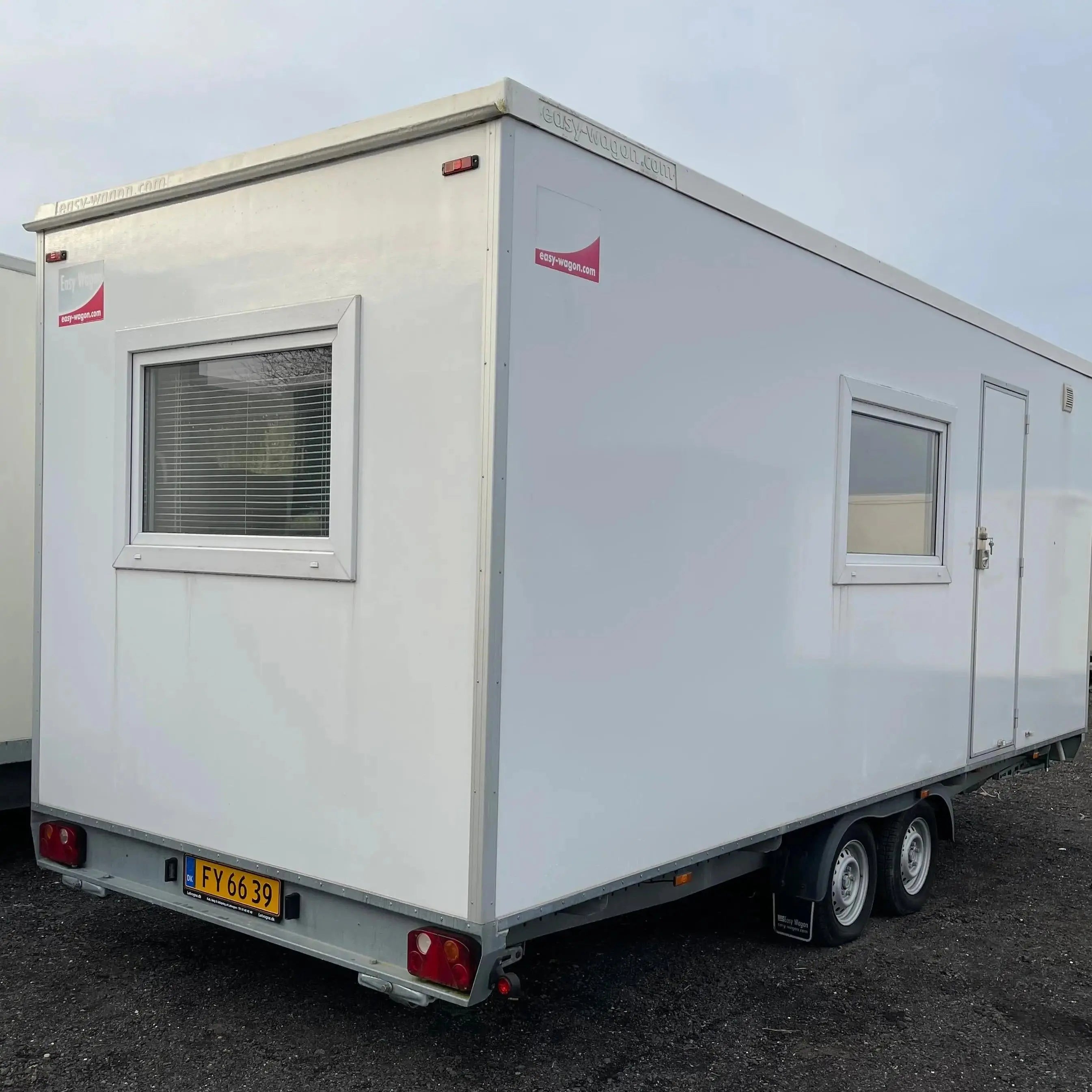 Beboelsesvogn 2 personers - Easywagon Type 570-Køb brugte letvogne og skurvogne hos Letvogne.dk – Stort udvalg og hurtig levering