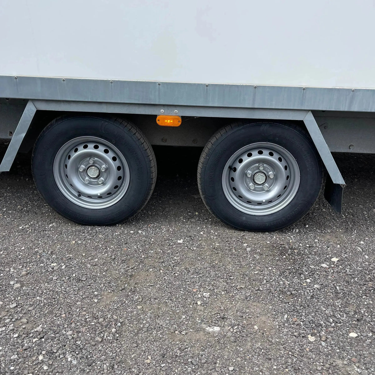Beboelsesvogn 2 personers - Eurowagon 730-Køb brugte letvogne og skurvogne hos Letvogne.dk – Stort udvalg og hurtig levering