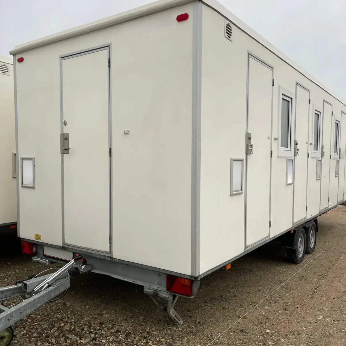 Beboelsesvogn / Sovevogn 8 personers - Scanvogn Type 730-Køb brugte letvogne og skurvogne hos Letvogne.dk – Stort udvalg og hurtig levering