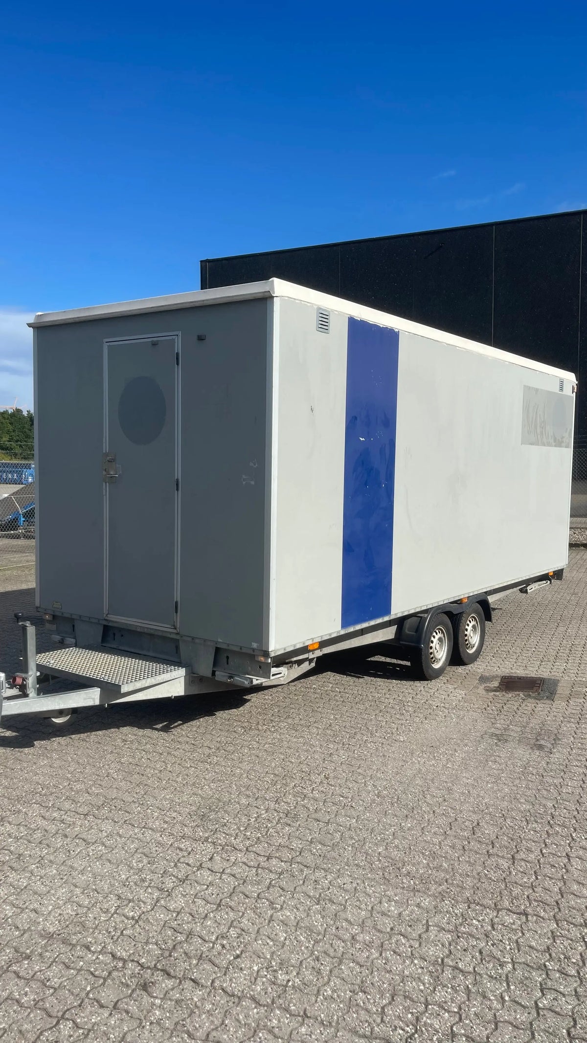 Kontorvogn 10 personers - Scanvogn Type 570-Køb brugte letvogne og skurvogne hos Letvogne.dk – Stort udvalg og hurtig levering