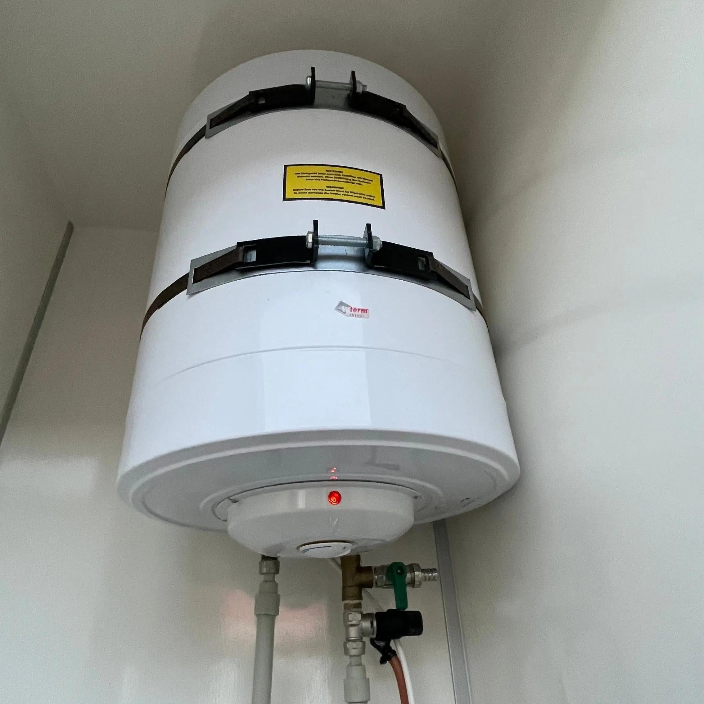 Mandskabsvogn 4 - personers Eurowagon-Køb brugte letvogne og skurvogne hos Letvogne.dk – Stort udvalg og hurtig levering