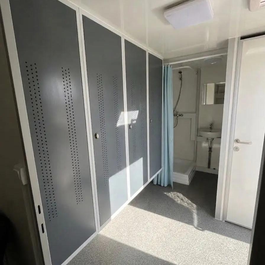 Mandskabsvogn 4 - personers Eurowagon-Køb brugte letvogne og skurvogne hos Letvogne.dk – Stort udvalg og hurtig levering