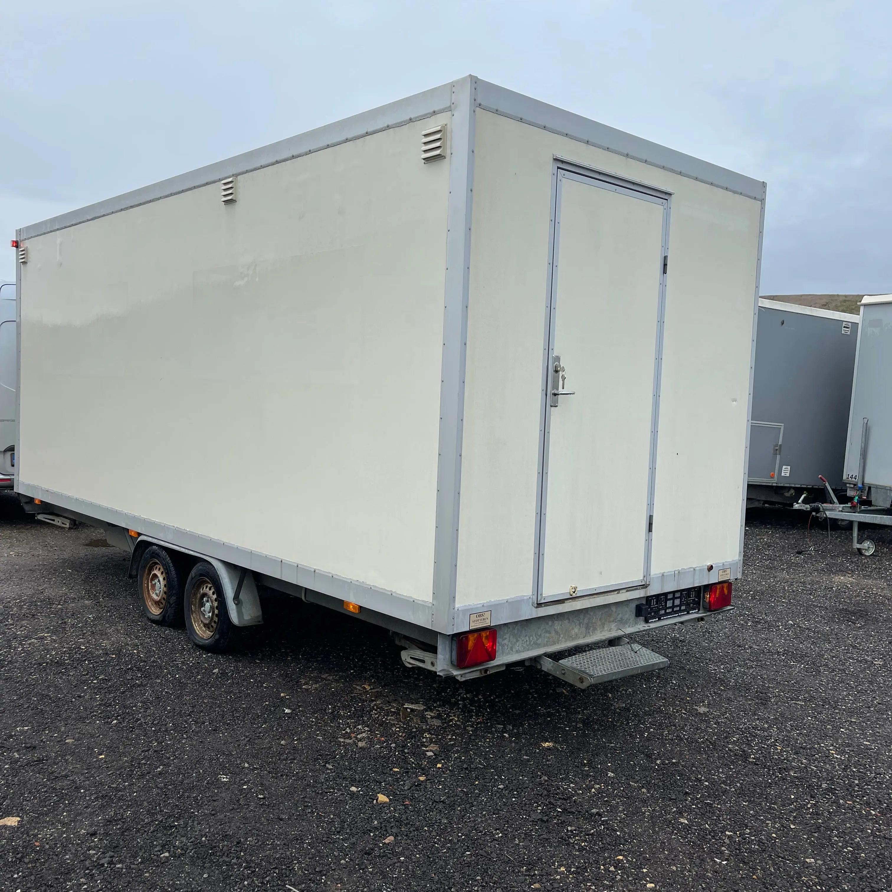 Mandskabsvogn 4 - personers VA-Køb brugte letvogne og skurvogne hos Letvogne.dk – Stort udvalg og hurtig levering