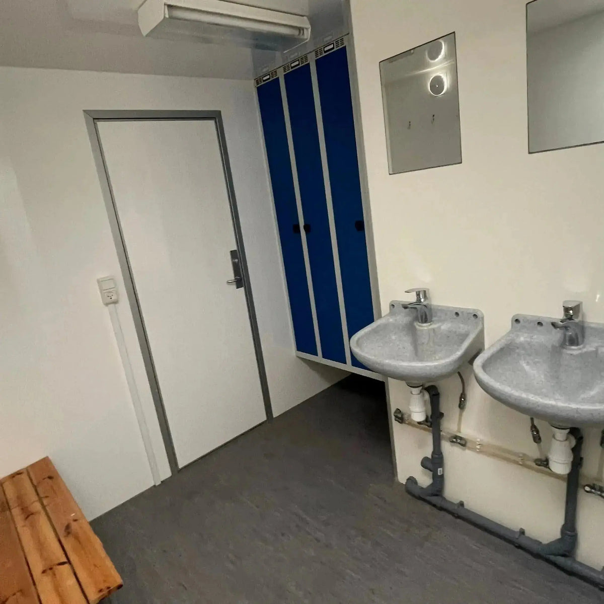 Miljøvogn 4 personers m. Kværn - Scanvogn-Køb brugte letvogne og skurvogne hos Letvogne.dk – Stort udvalg og hurtig levering